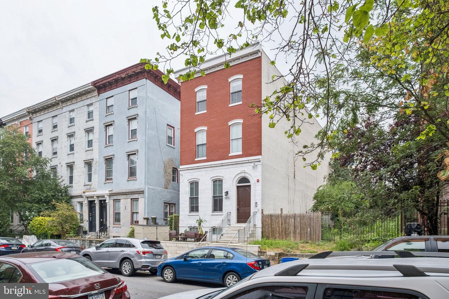 1516 Green St Property Photo 1