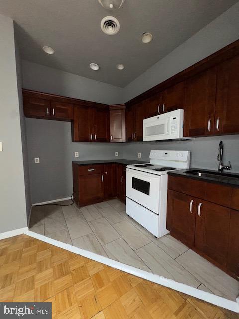 4254 Parkside Ave #3r Property Photo 1