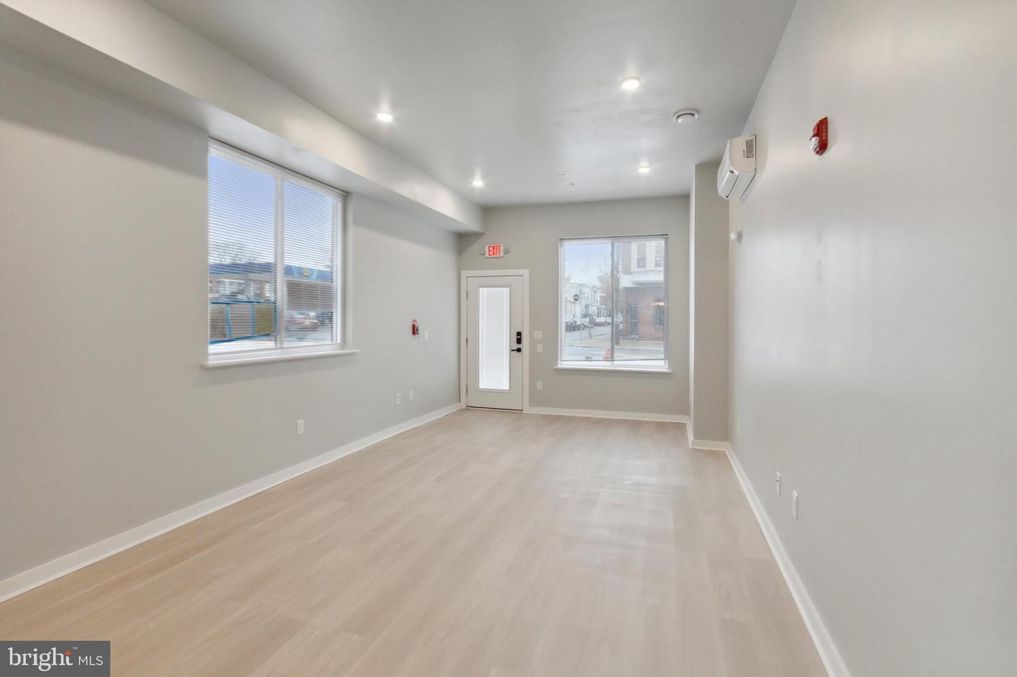 316 S 52nd St #1 Property Photo 5