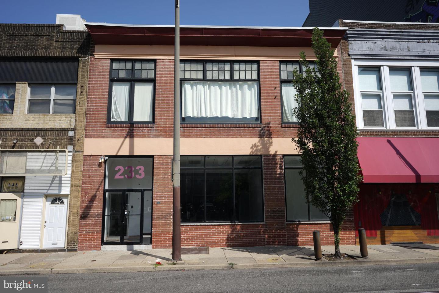 231 N 12th St #first Floor Property Photo 1