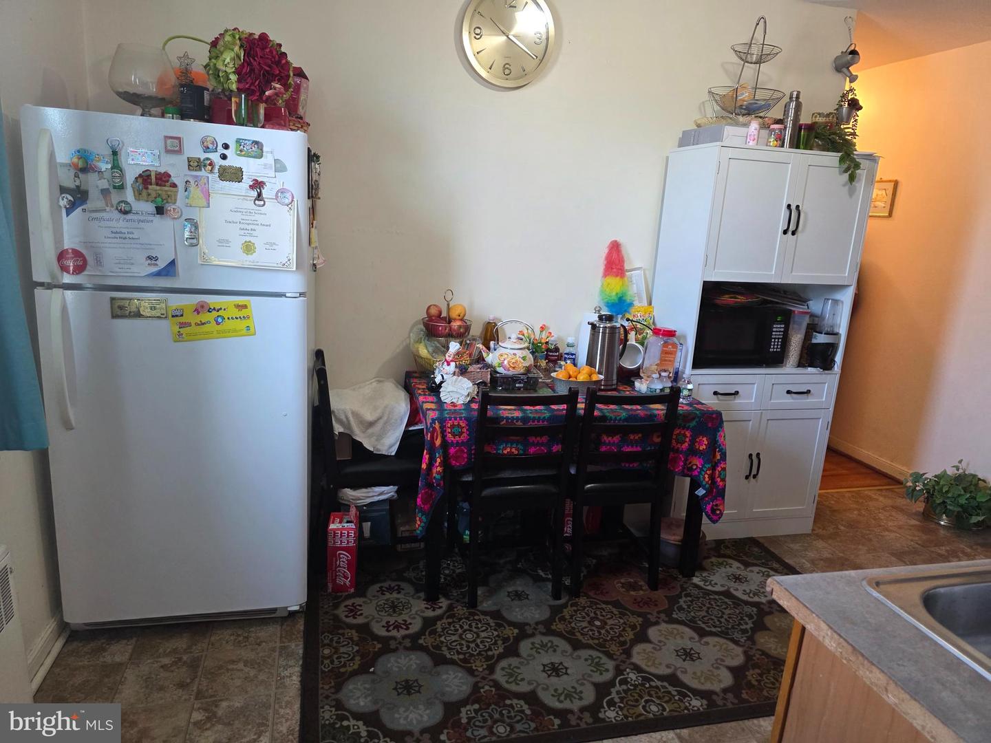 2711 Unruh Ave Property Photo 3