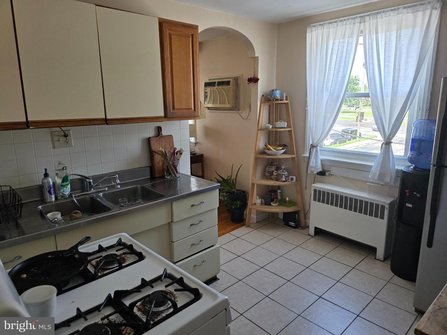 2711 Unruh Ave Property Photo 10