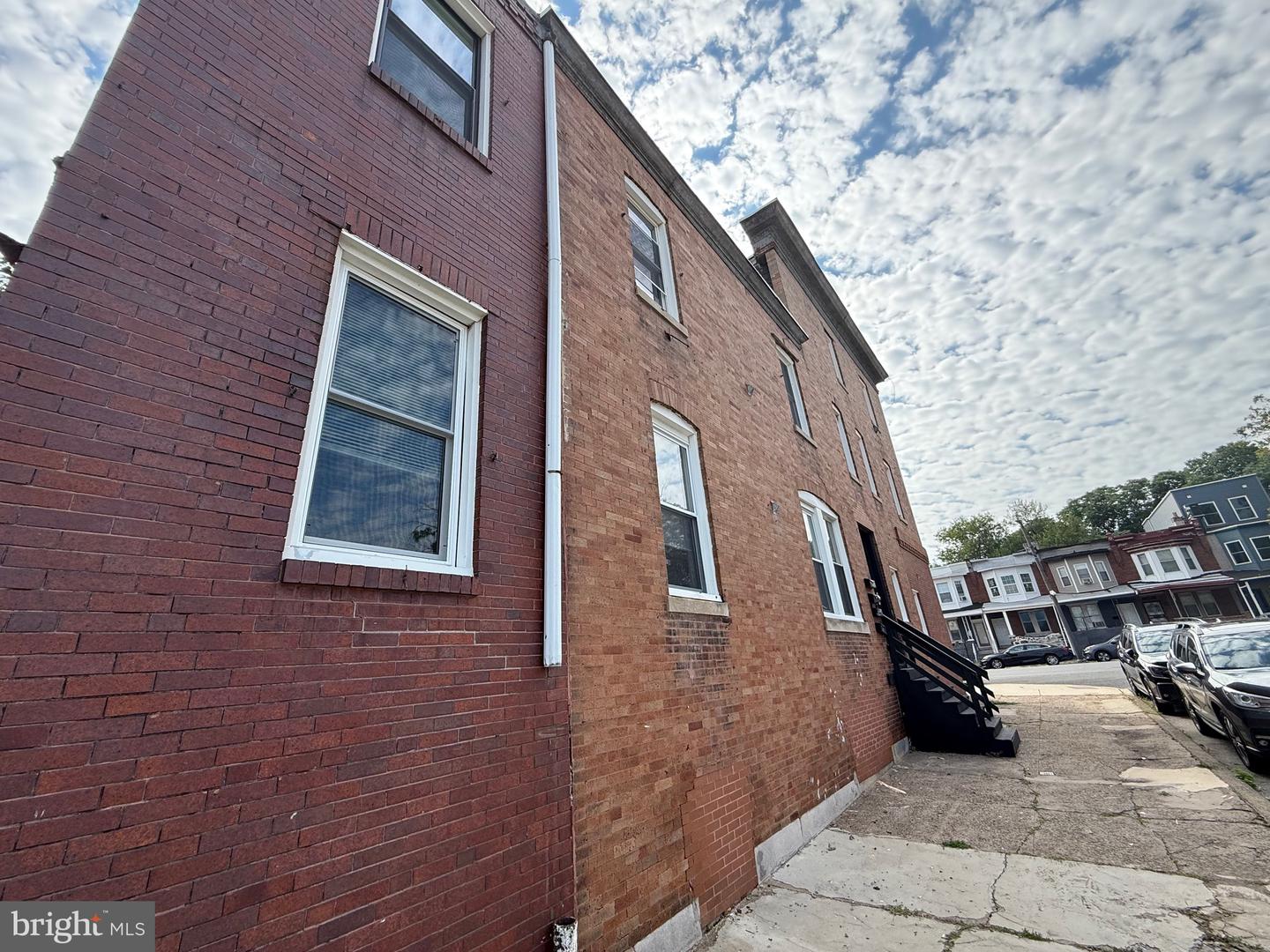 1945 W Hunting Park Ave #4 Property Photo 4