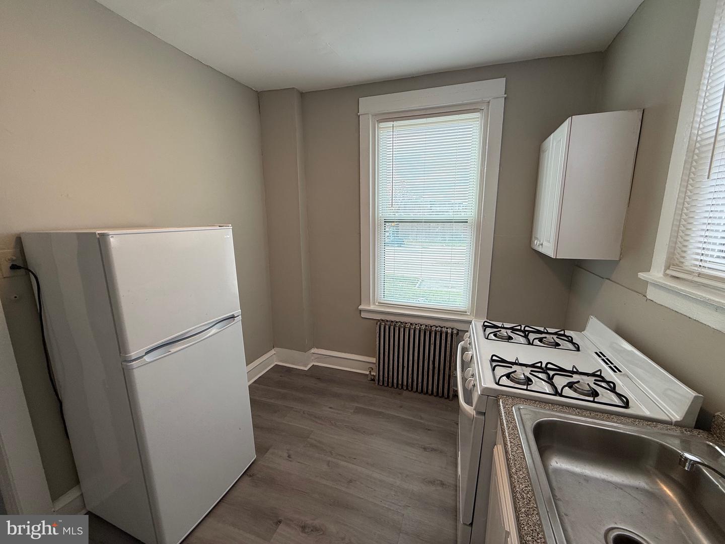 1945 W Hunting Park Ave #4 Property Photo 13