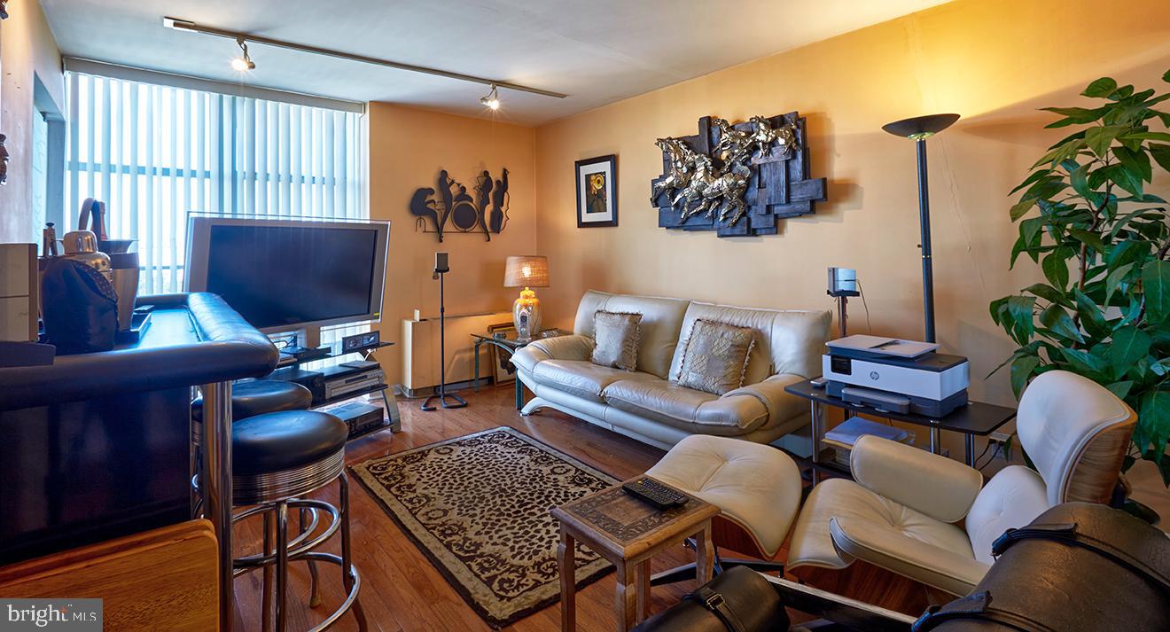 3600-00 Conshohocken Ave #1703 Property Photo 4