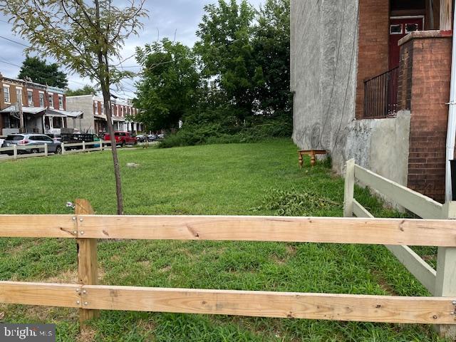 1239 W Erie Ave Property Photo 2
