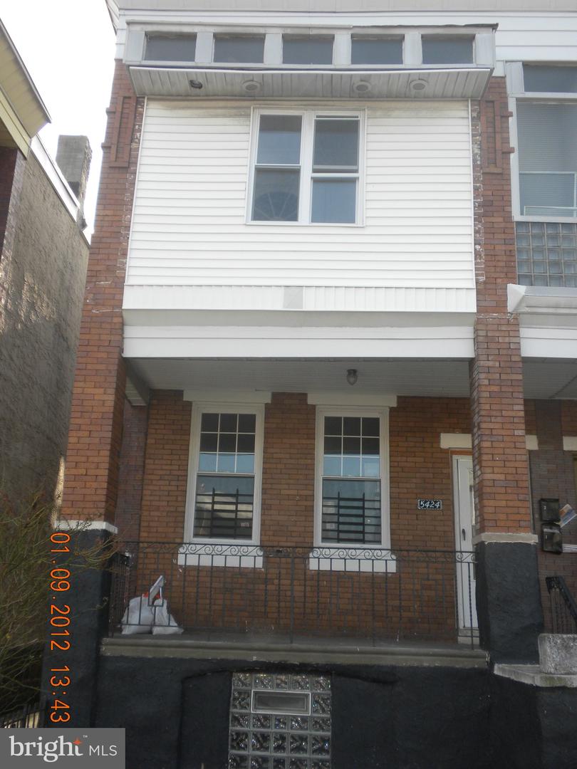 5424 WALNUT ST Property Photo 1