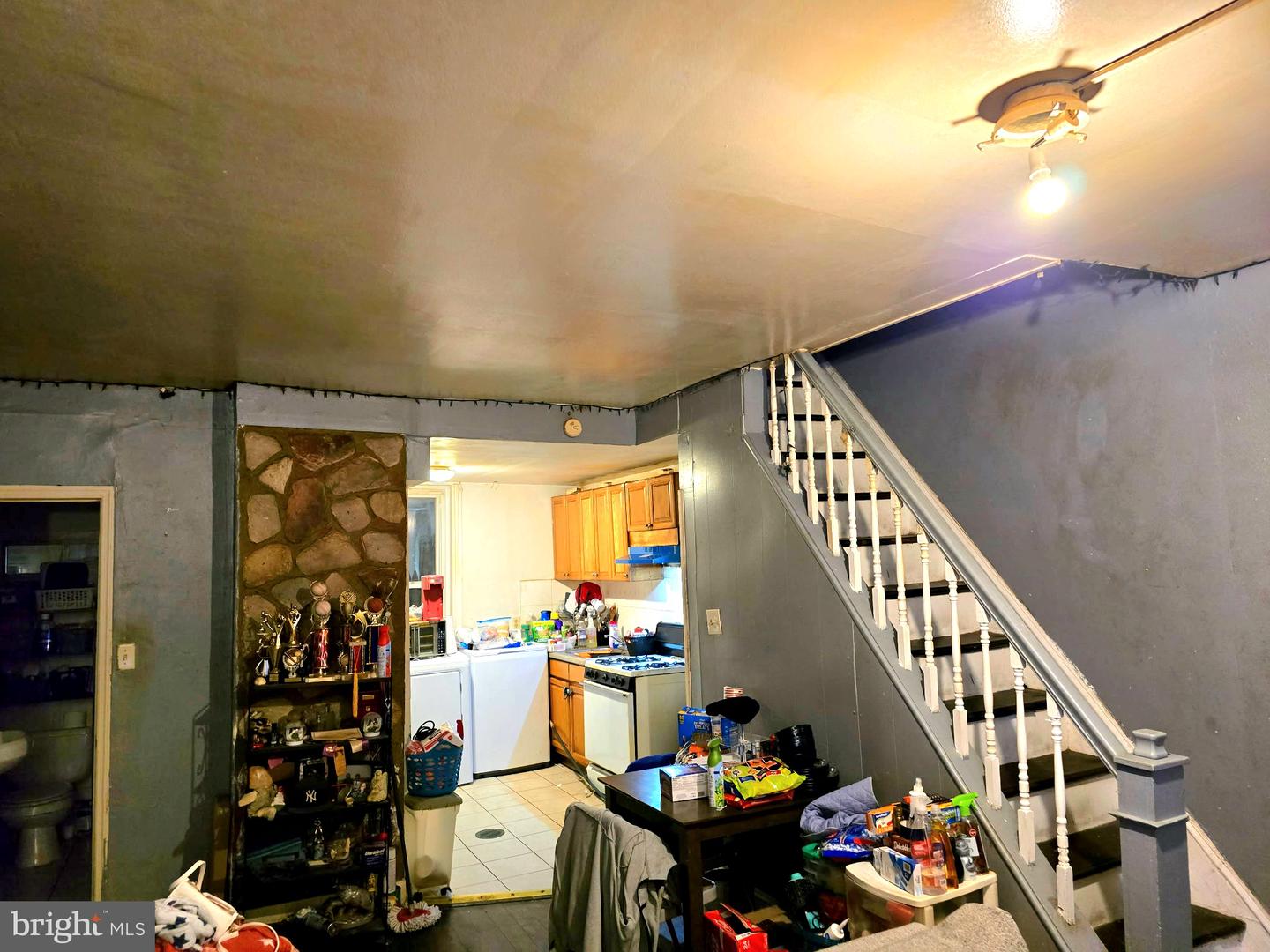 2549 S Fairhill St Property Photo 2