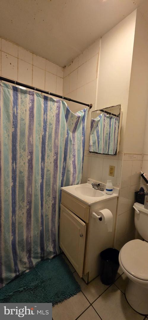 2549 S Fairhill St Property Photo 9