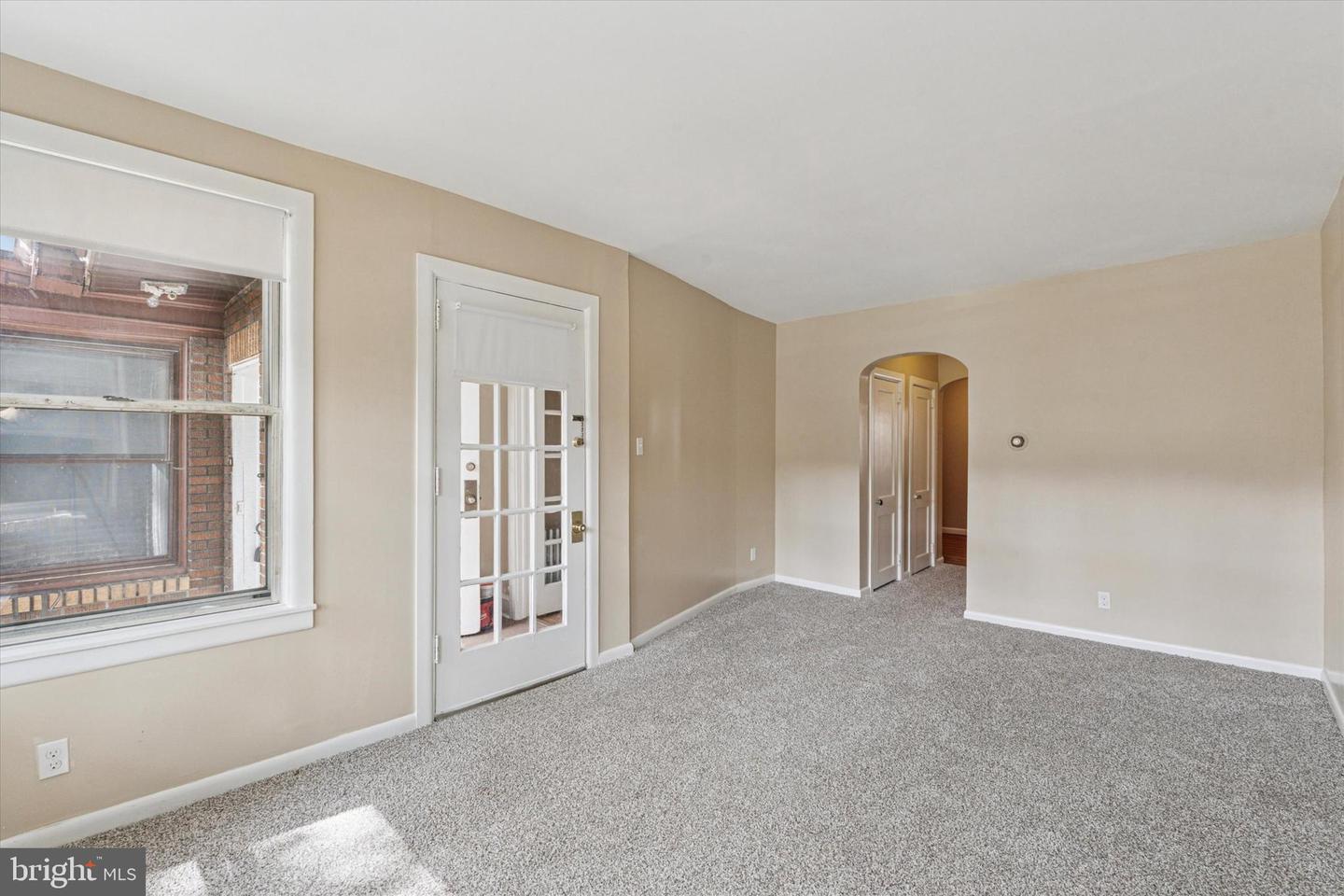 3315 Saint Vincent St Property Photo 3