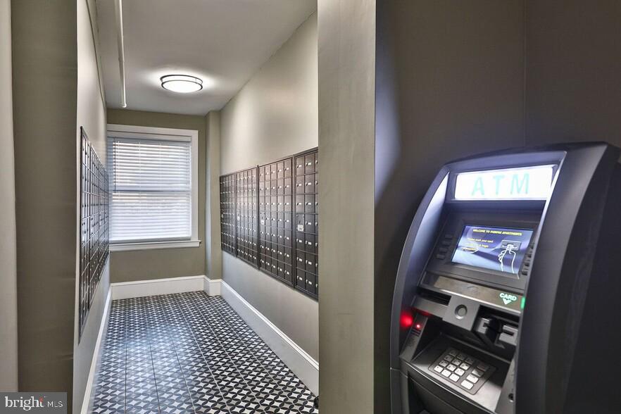 4247 Locust St #1b-118 Property Photo 35