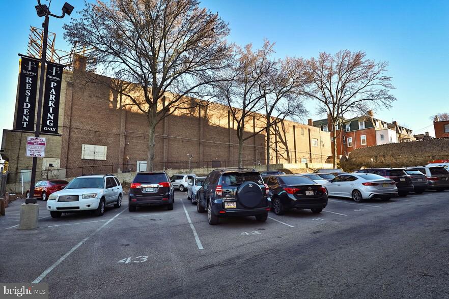 4247 Locust St #1b-118 Property Photo 38