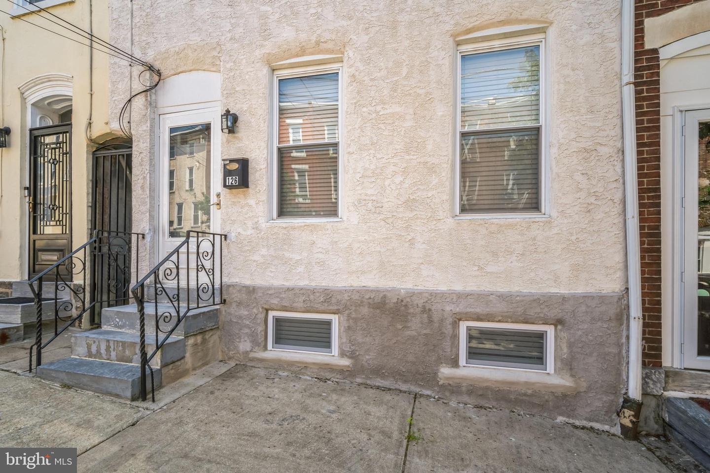 126 Ripka St Property Photo 2