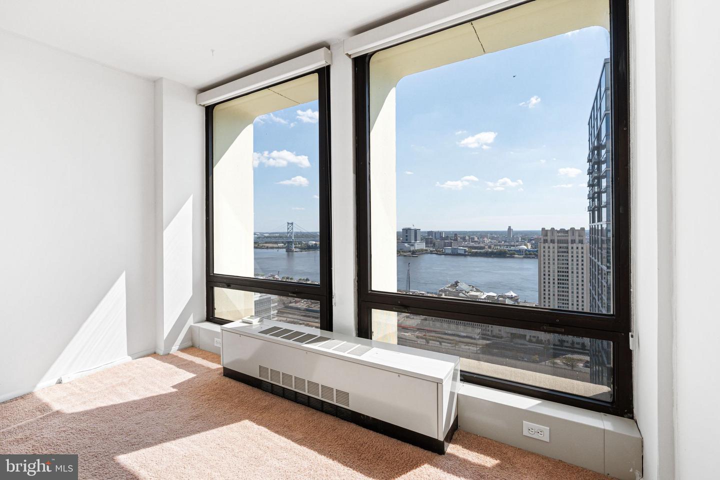 200 Locust St #27f-n Property Photo 1