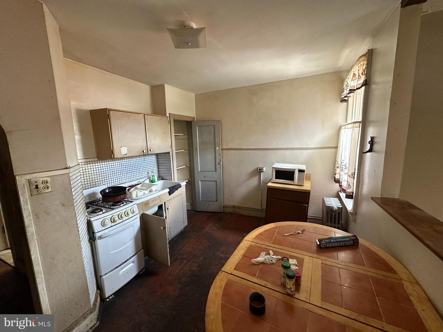 4753 Rorer St Property Photo 7