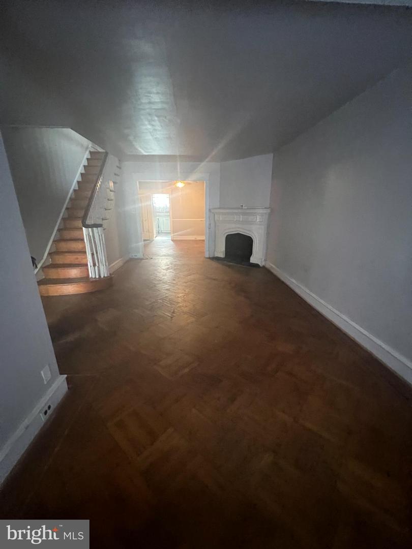 5622 N Uber St Property Photo 3