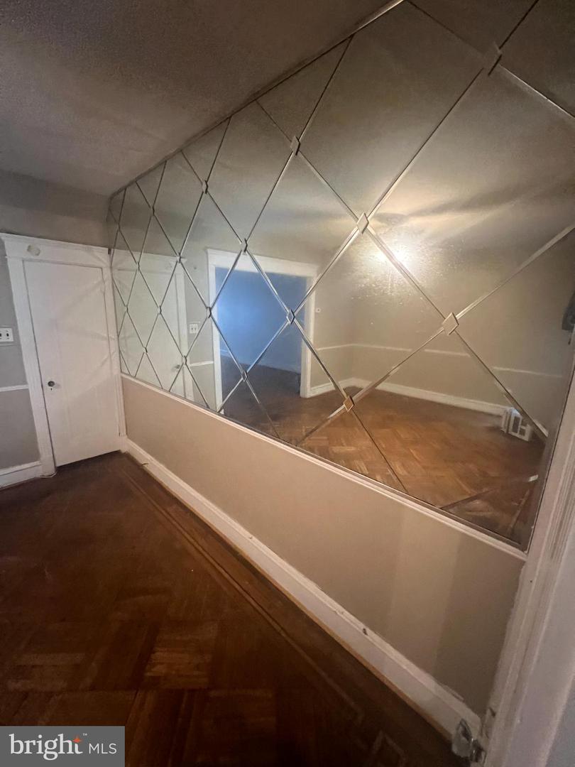 5622 N Uber St Property Photo 7