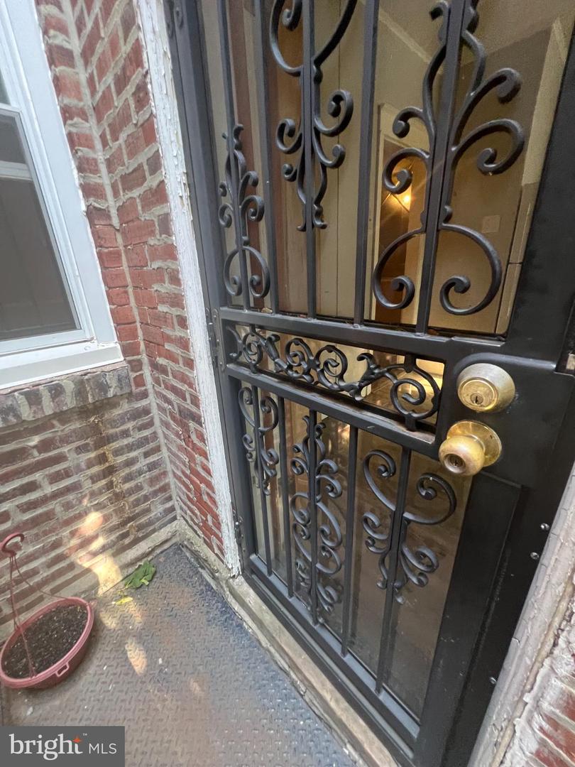 5622 N Uber St Property Photo 32