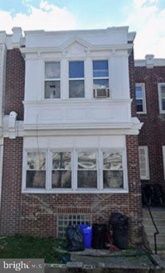 2032 S 68th St Property Photo 1