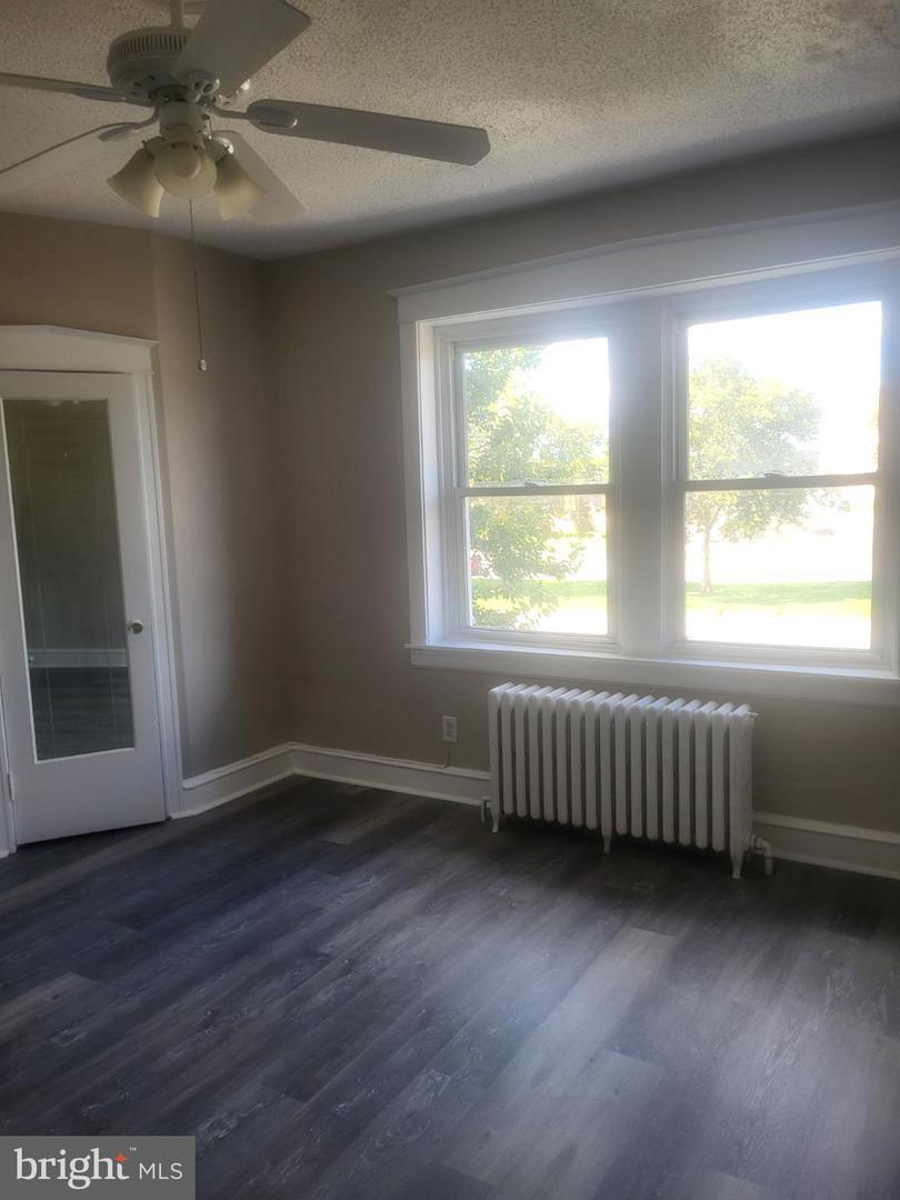 4211 E Roosevelt Blvd Property Photo 10