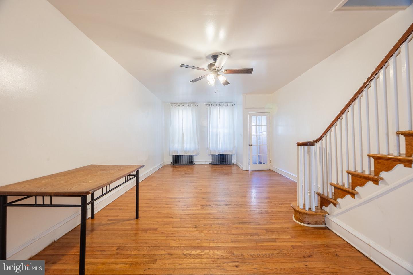 1731 S Chadwick St Property Photo 4