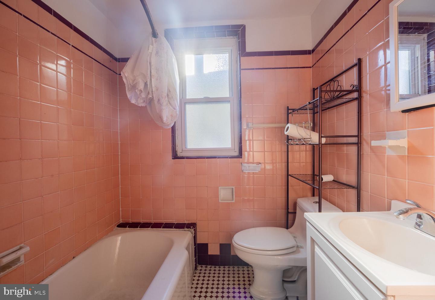 1731 S Chadwick St Property Photo 26