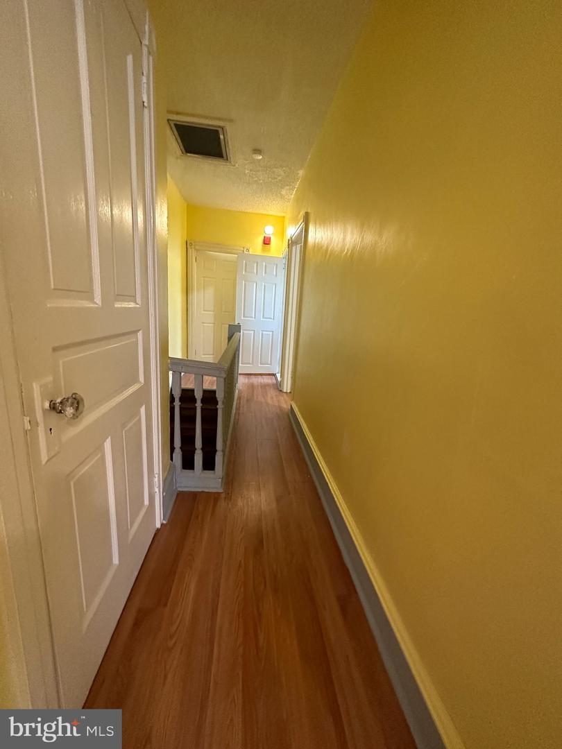 2236 N Park Ave Property Photo 9