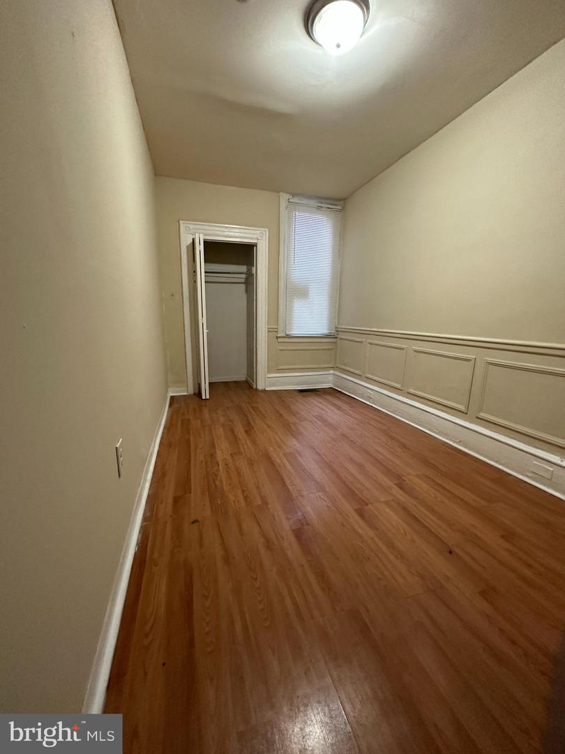 2236 N Park Ave Property Photo 17