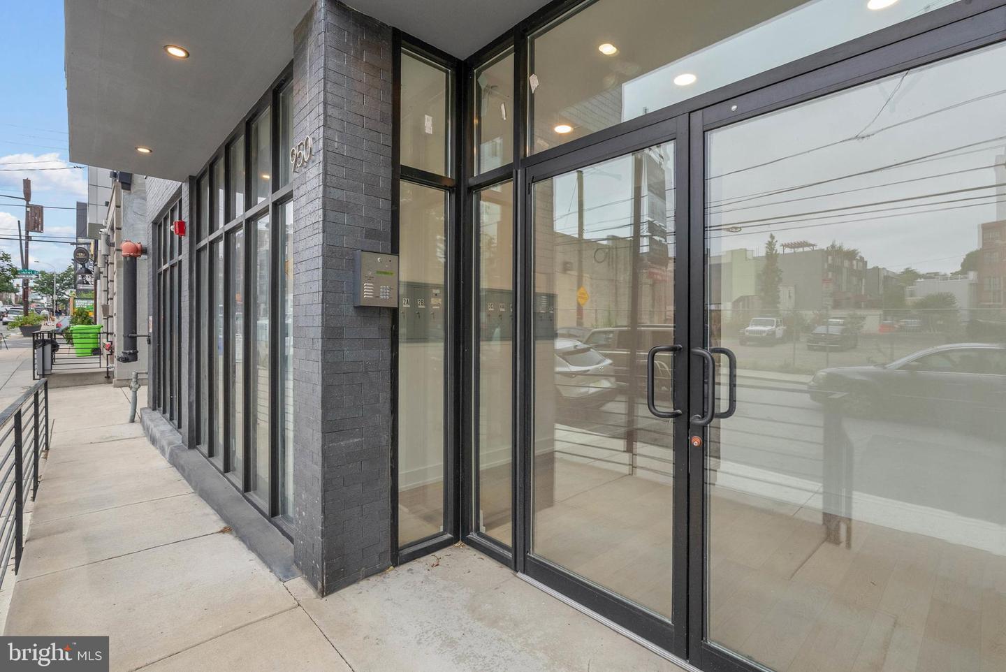 950 N 2nd St #unit 5c Property Photo 10