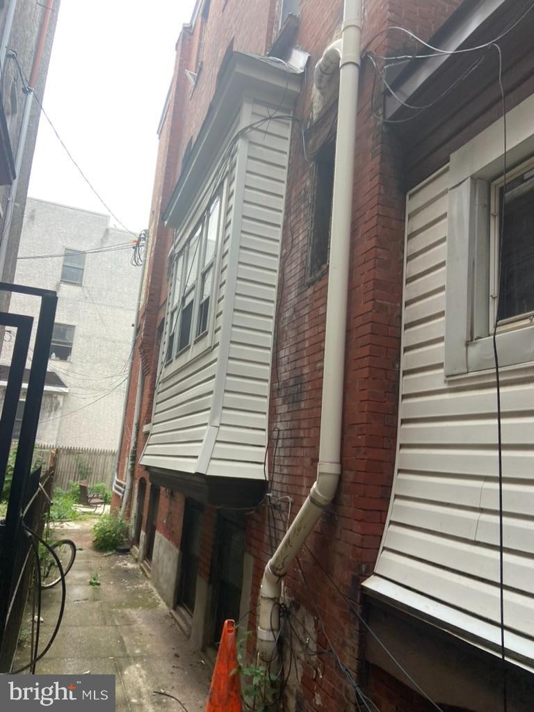 1504 N 17th St Property Photo 4
