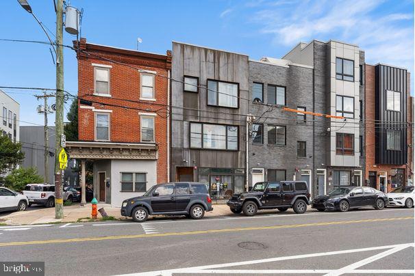 2427 Frankford Ave Property Photo 1