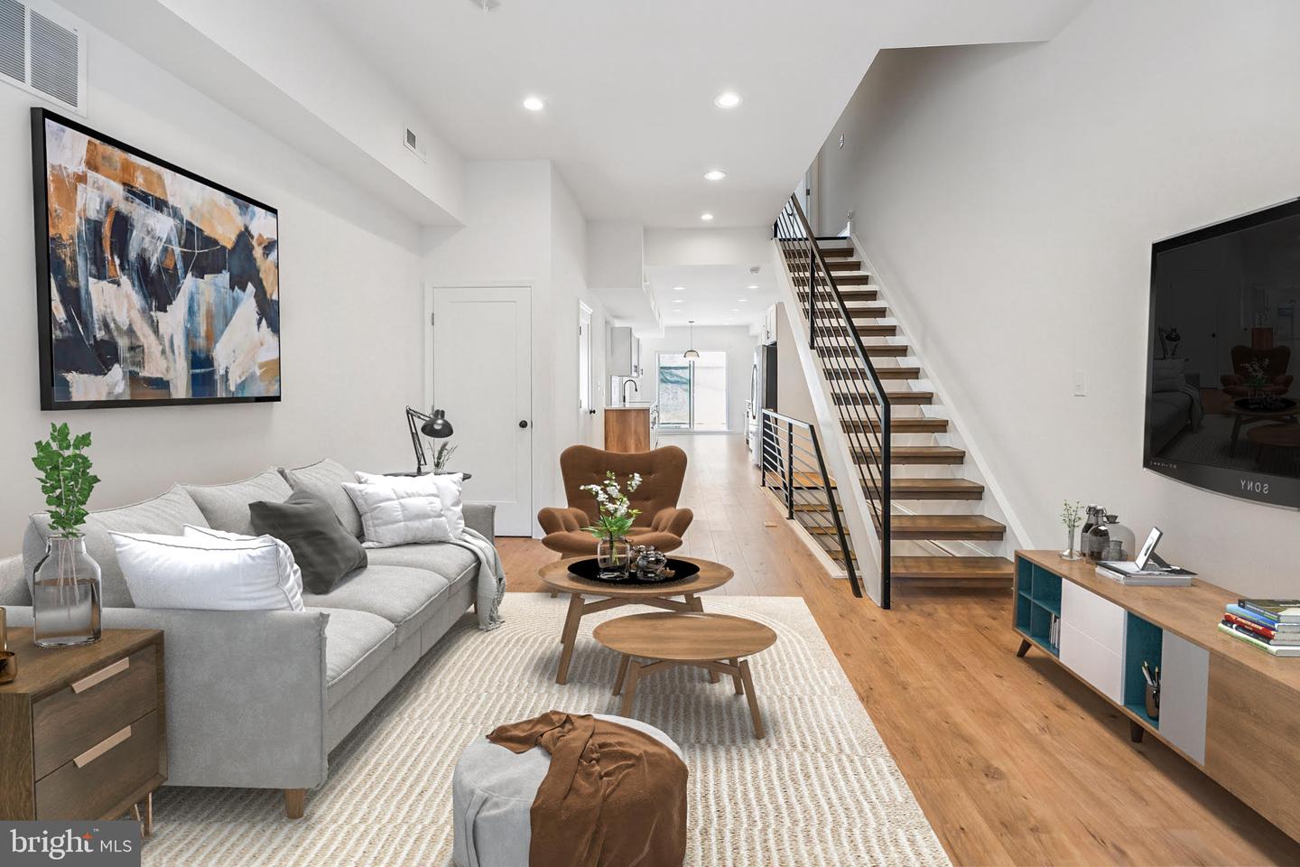 840 Leland St Property Photo 1