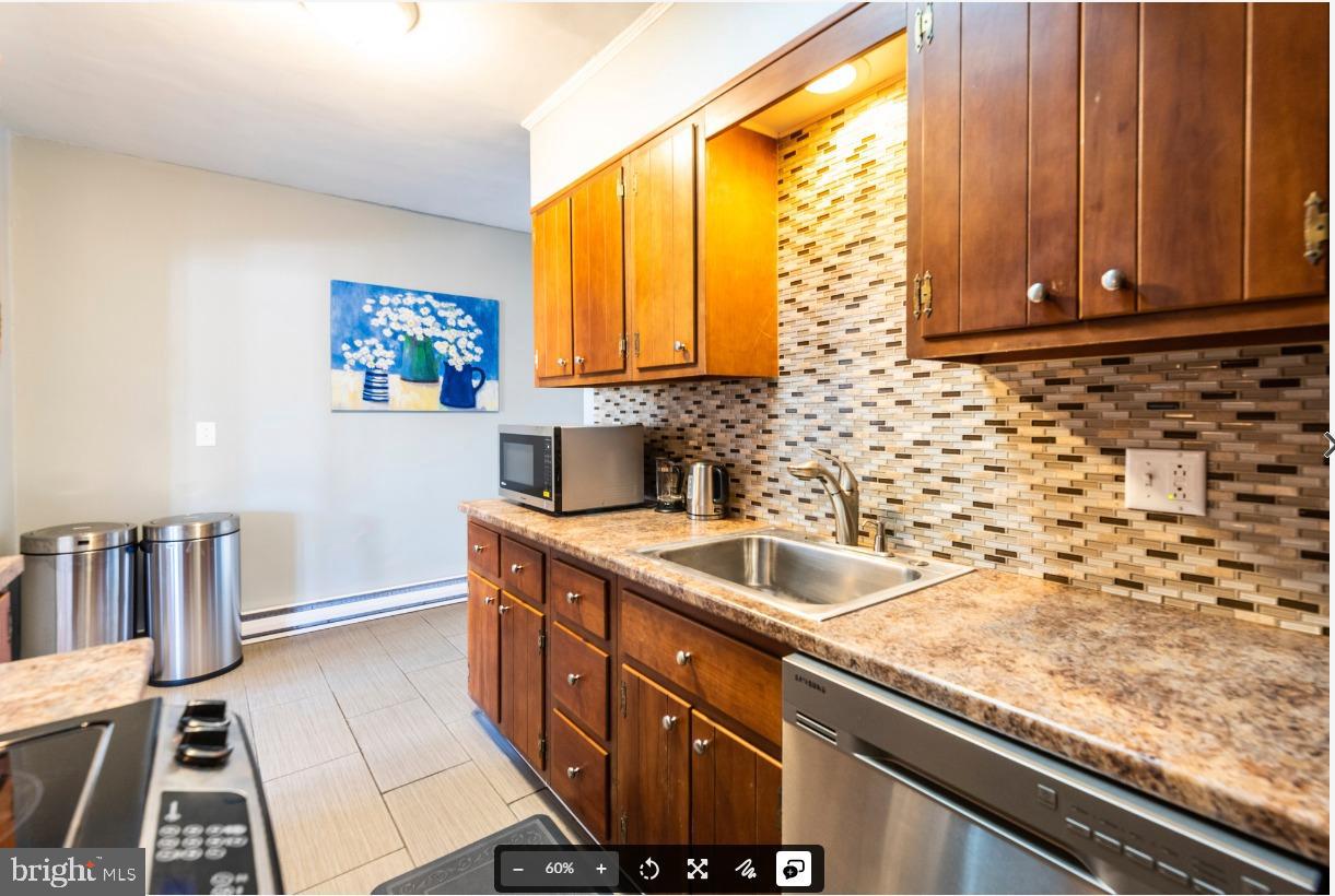 8526 Germantown Ave #2nd Floor Apartment Property Photo 6