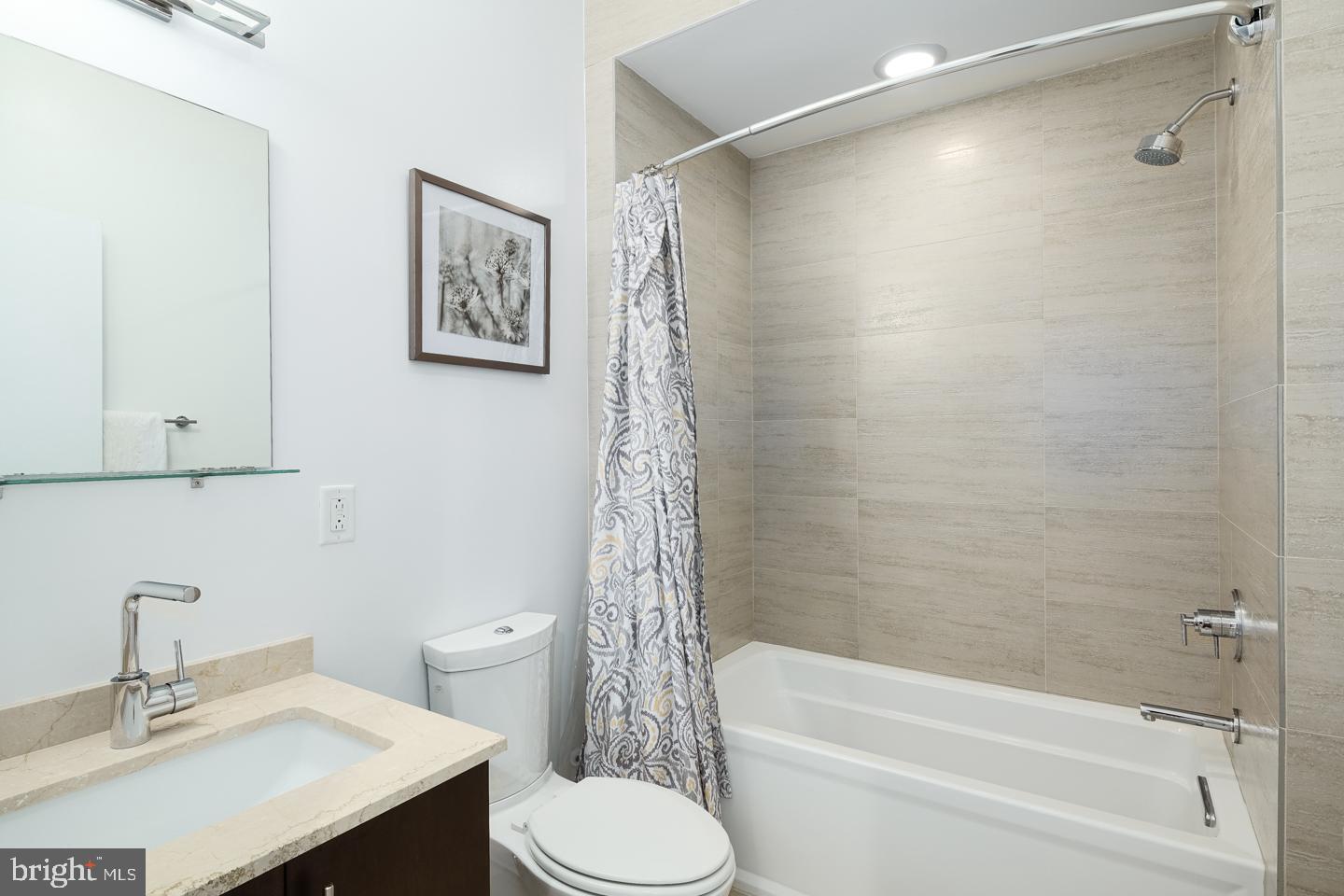 1124 N American St #1 Property Photo 17