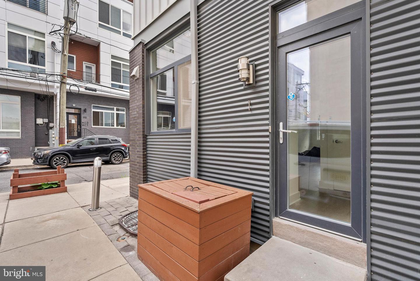 1124 N American St #1 Property Photo 27