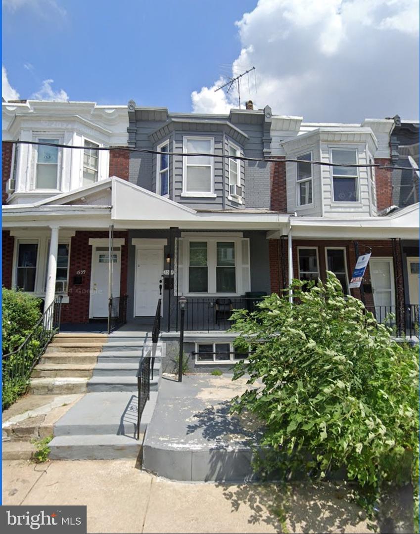 1537 N FRAZIER ST