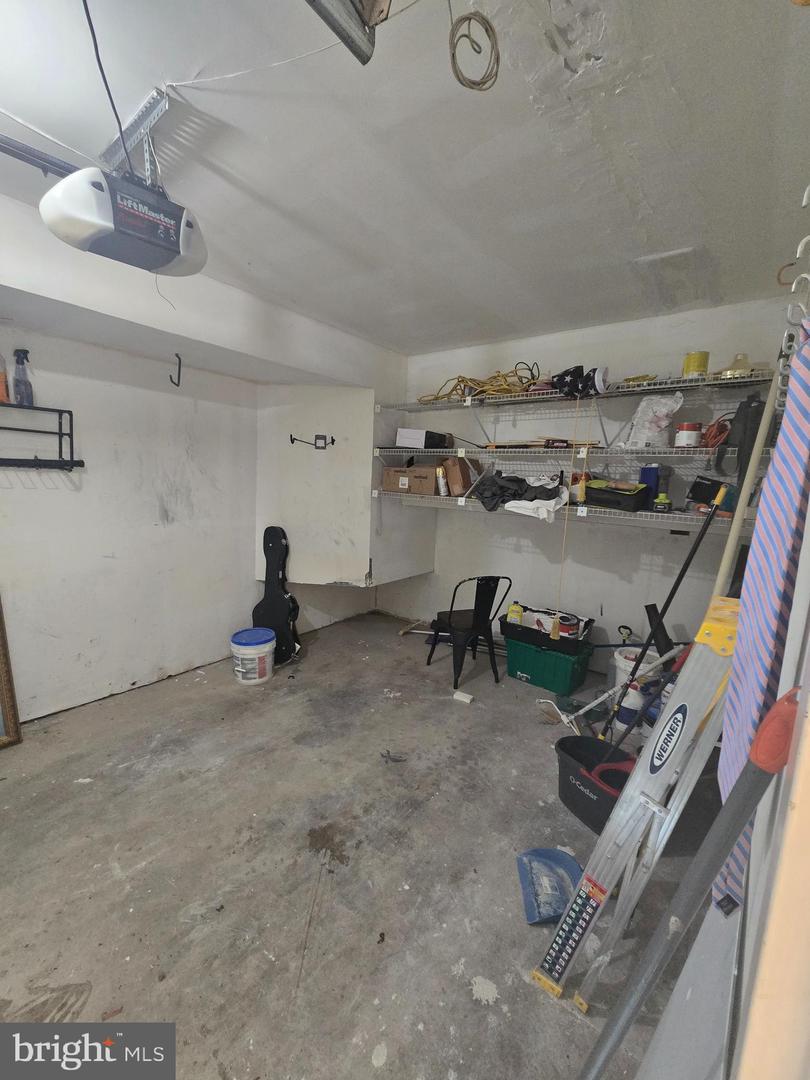 793 S Front St Property Photo 20