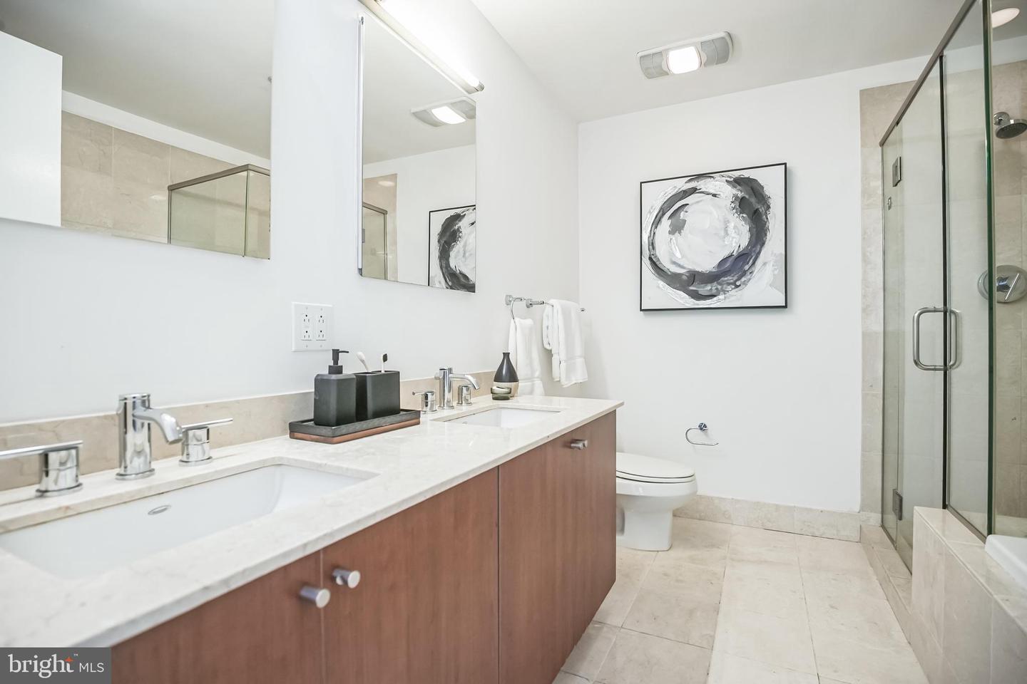 1101 Locust St #4e Property Photo 10
