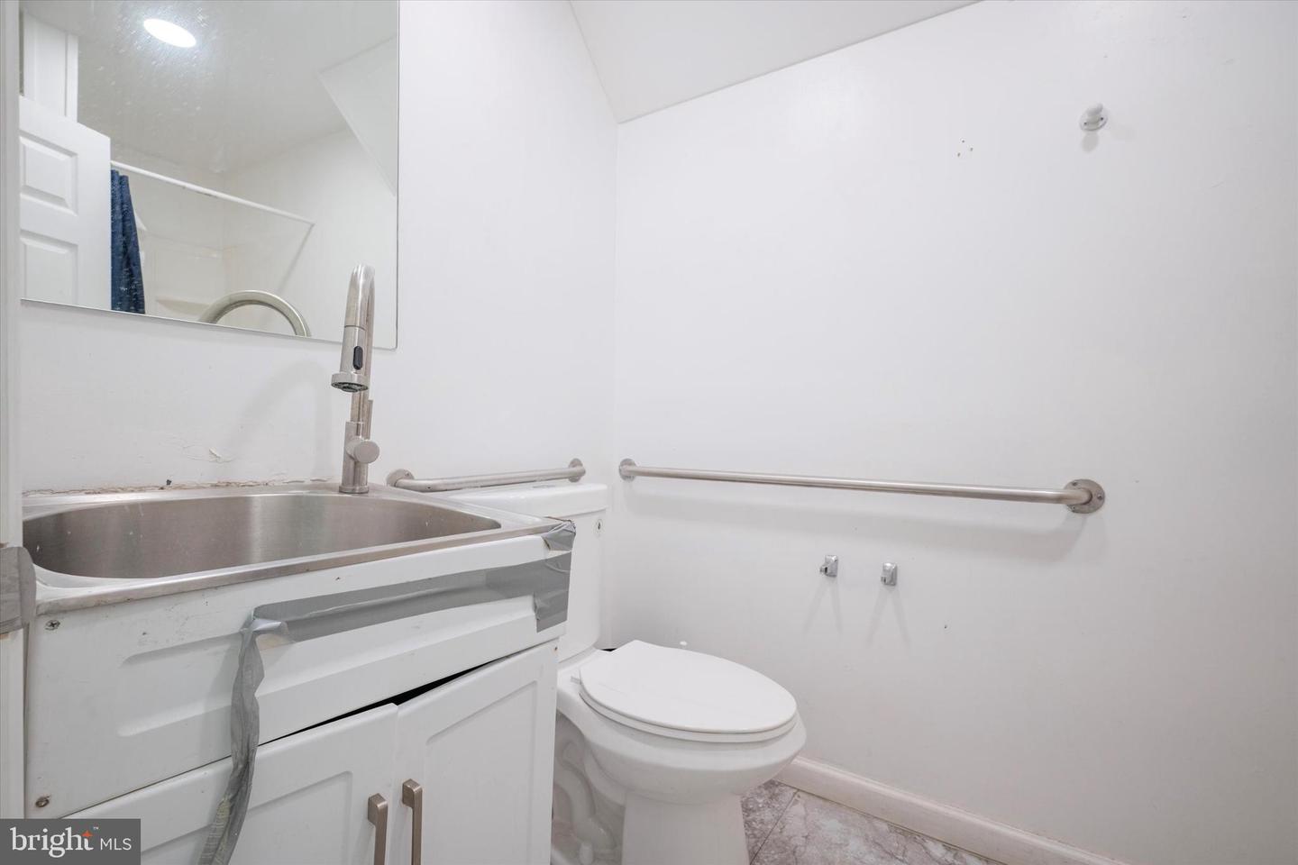 5604 N 5th St Property Photo 18