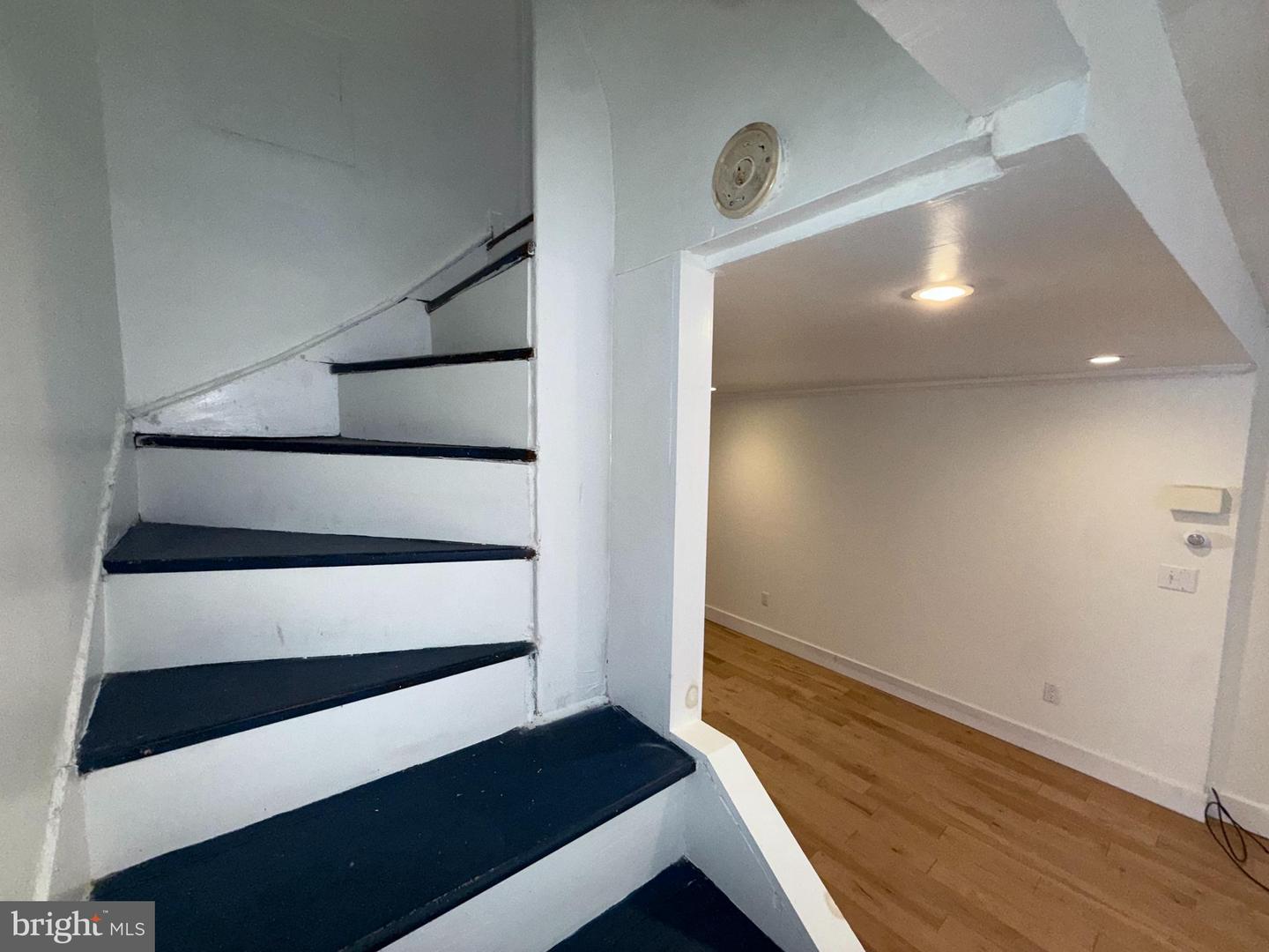 913 League St Property Photo 11