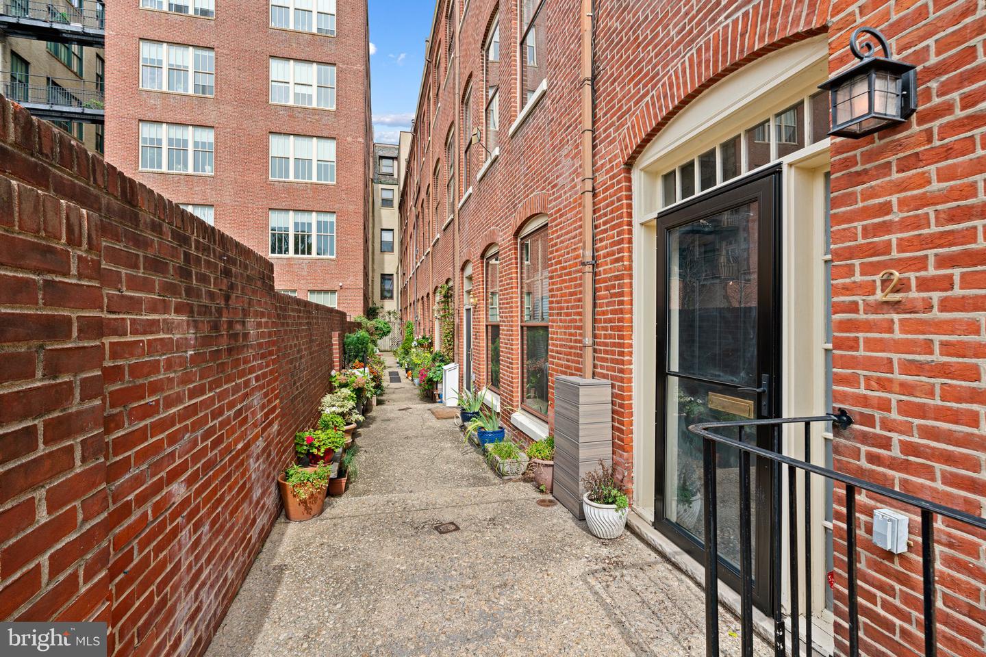 2 WILLINGS ALLEY MEWS Property Photo 1