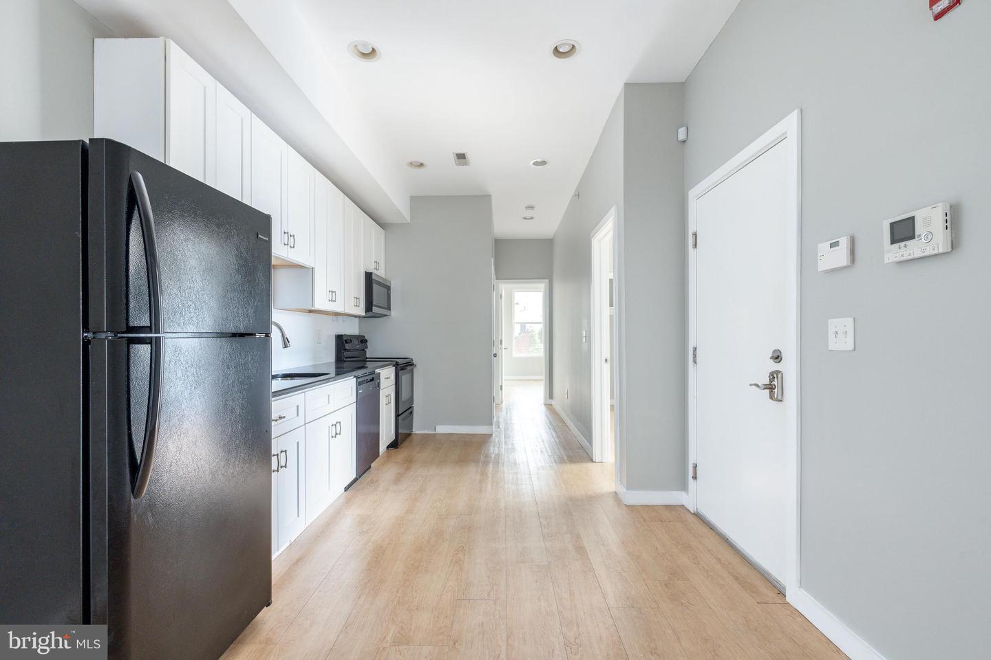 1507 W Oxford St Property Photo 13