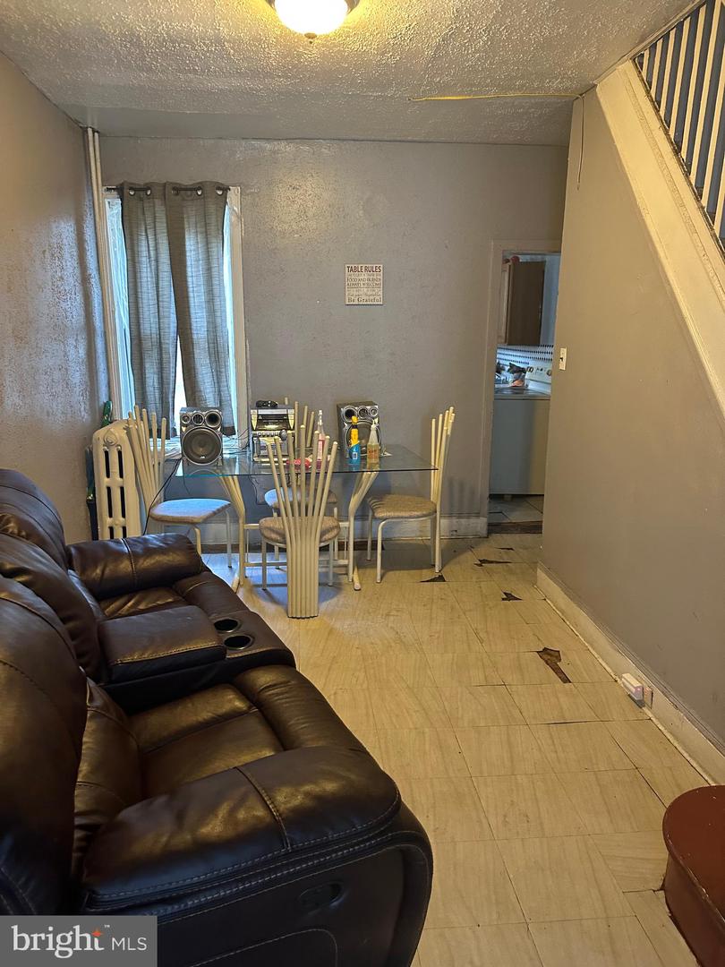 2841 Rosehill St Property Photo 35