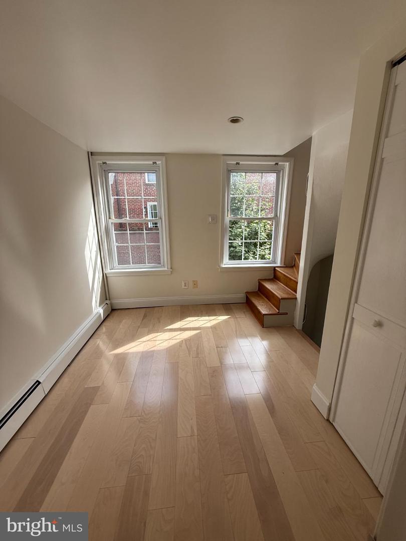 408 S Alder St Property Photo 9