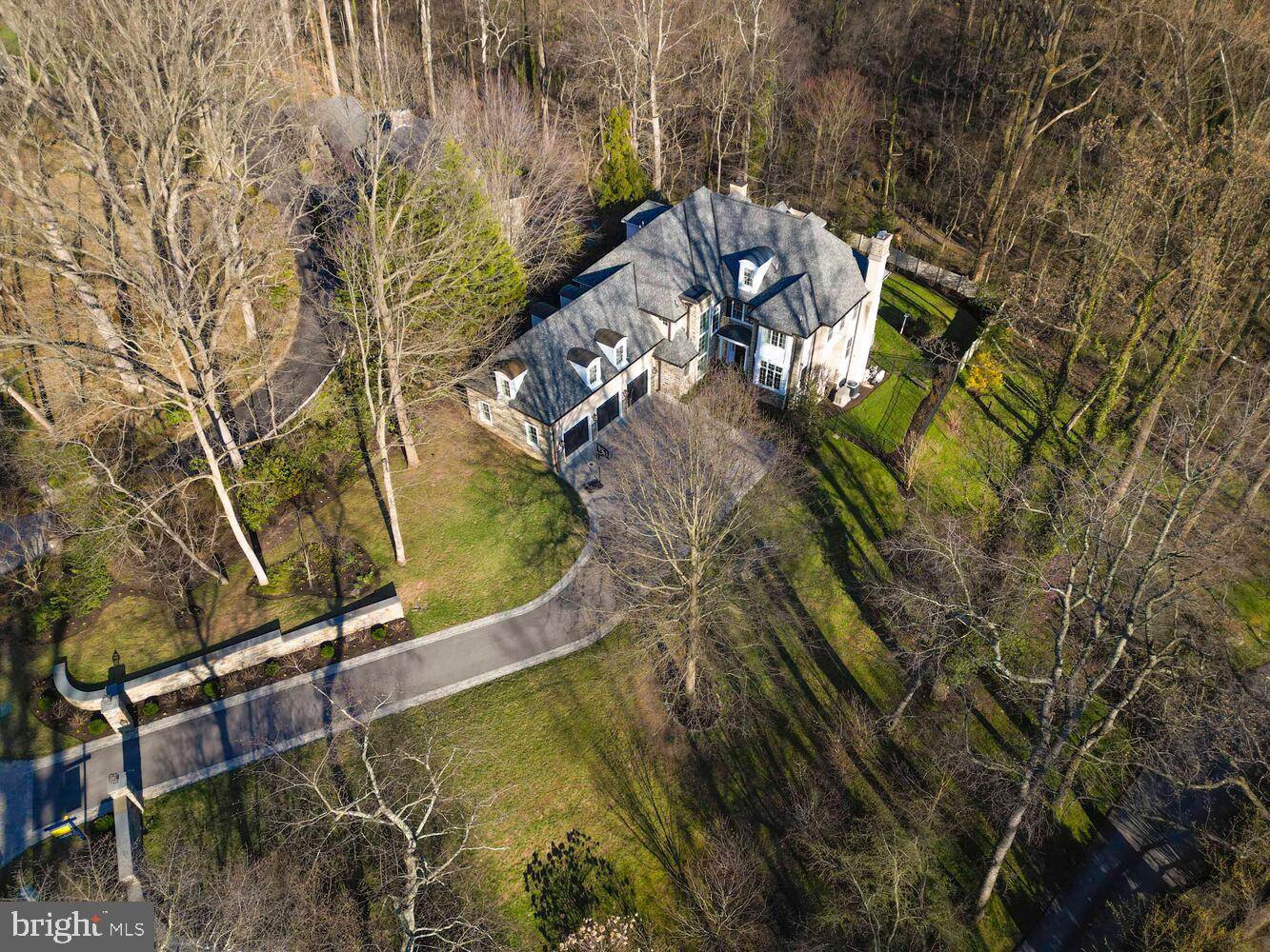 732 Saint Andrews Rd Property Photo 8