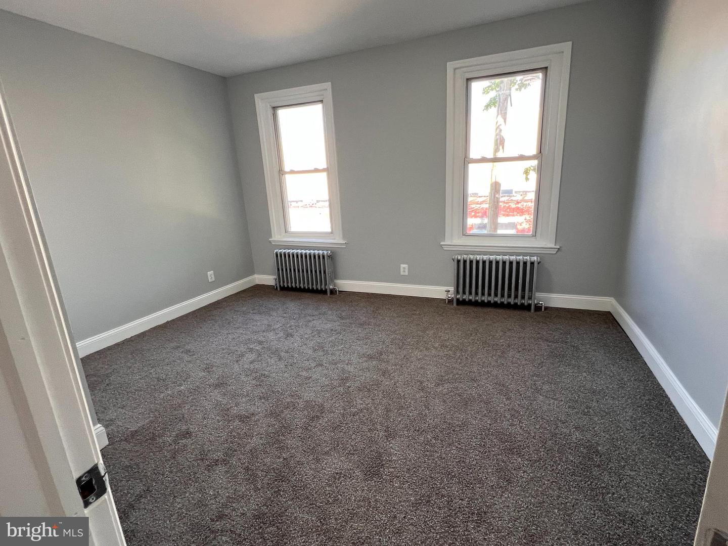 250 N Robinson St Property Photo 11