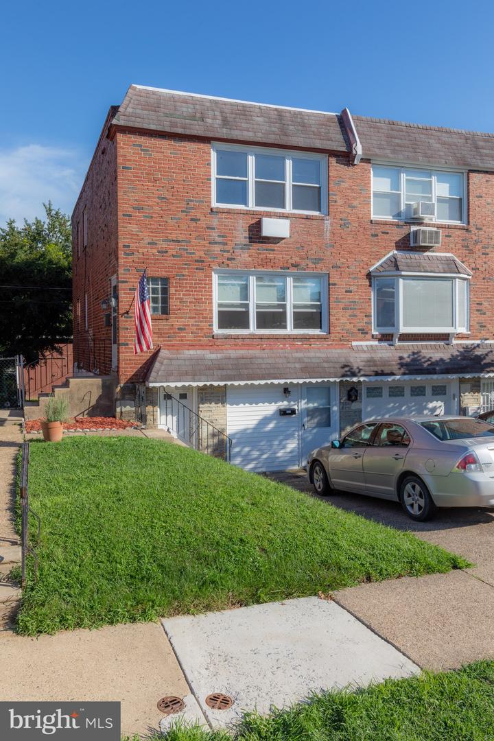 9321 Walker St Property Photo 1