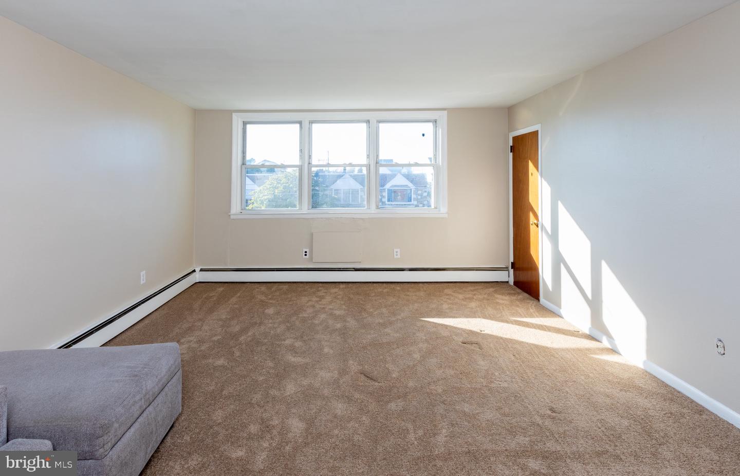 9321 Walker St Property Photo 10
