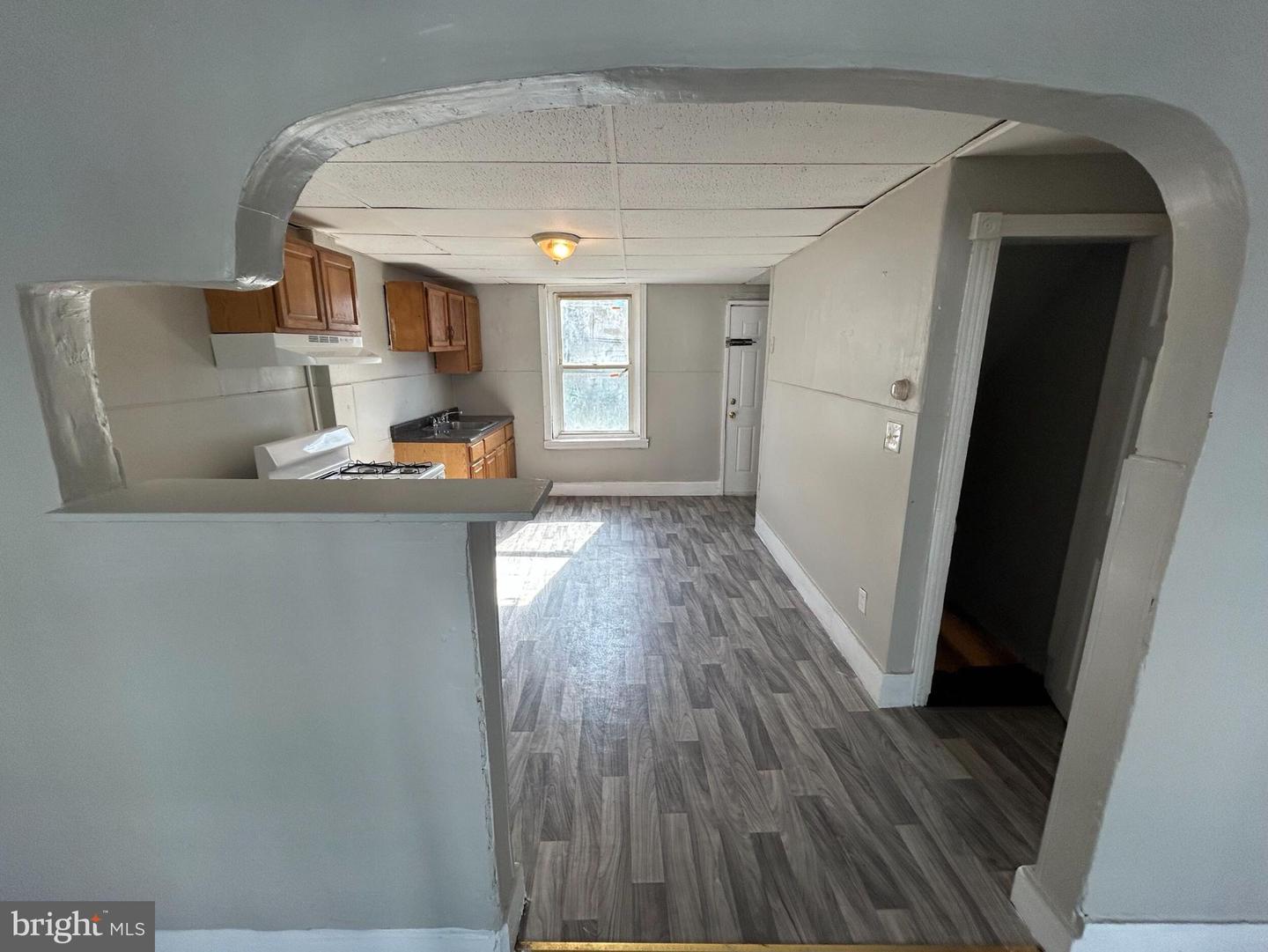 3325 N Hancock St Property Photo 5