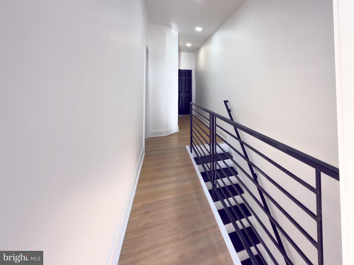 5237 Greenway Ave Property Photo 14